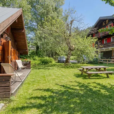Mazot De Glace Near W/ Private Garden, Deck & Views - Happy アパート *